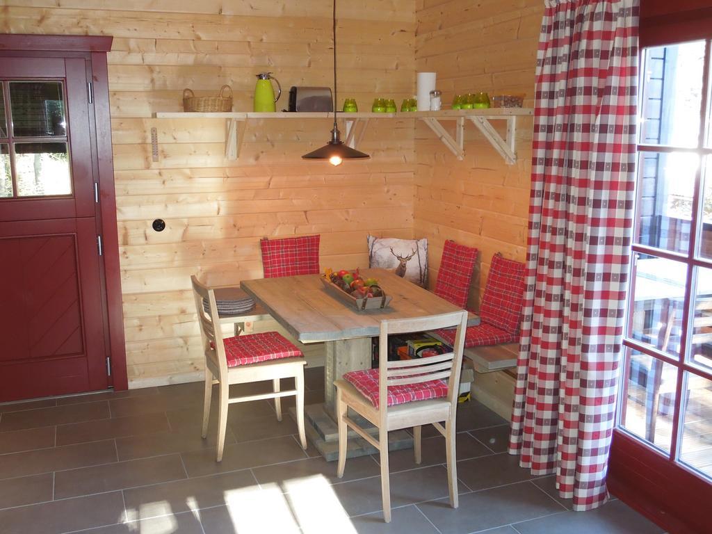 Blockhaus Bodefall ブラウンラーゲ 部屋 写真